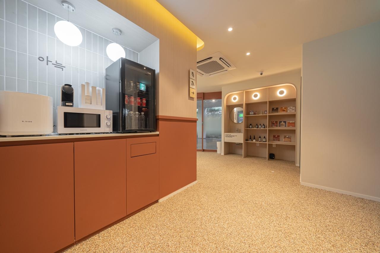 Ilsan (Tanhyeon) The Hyoosik Aank Hotel-13