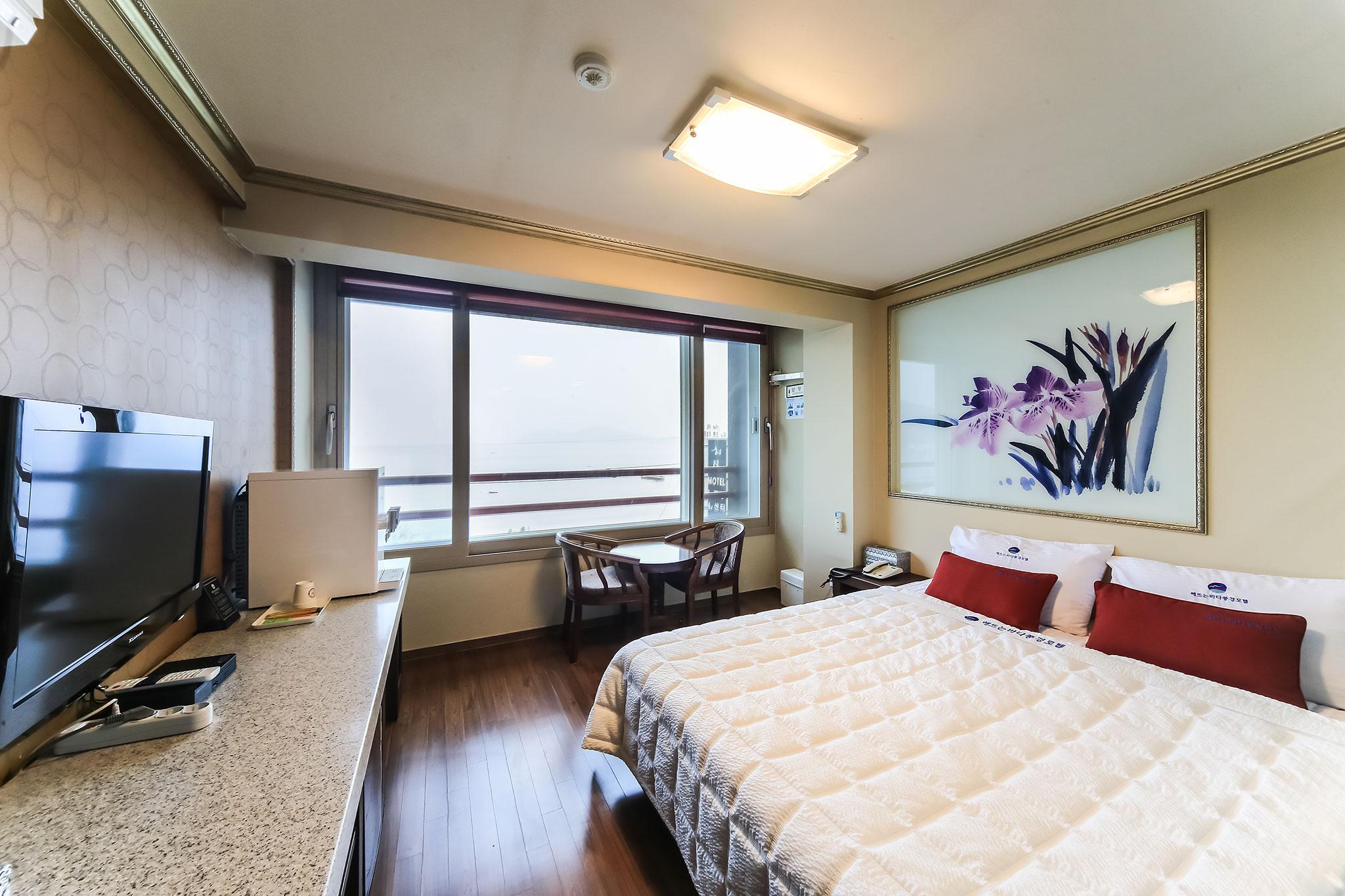 Geojedo Hakdong Sunrise Ocean View