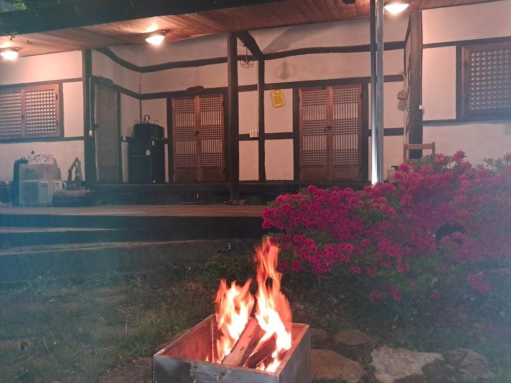 Jeonju Dreaming Wings Hanok Private House Pension-22