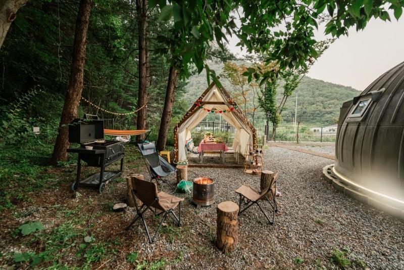 Yangpyeong Eco Igloo Glamping (Tropical Botanical Garden)