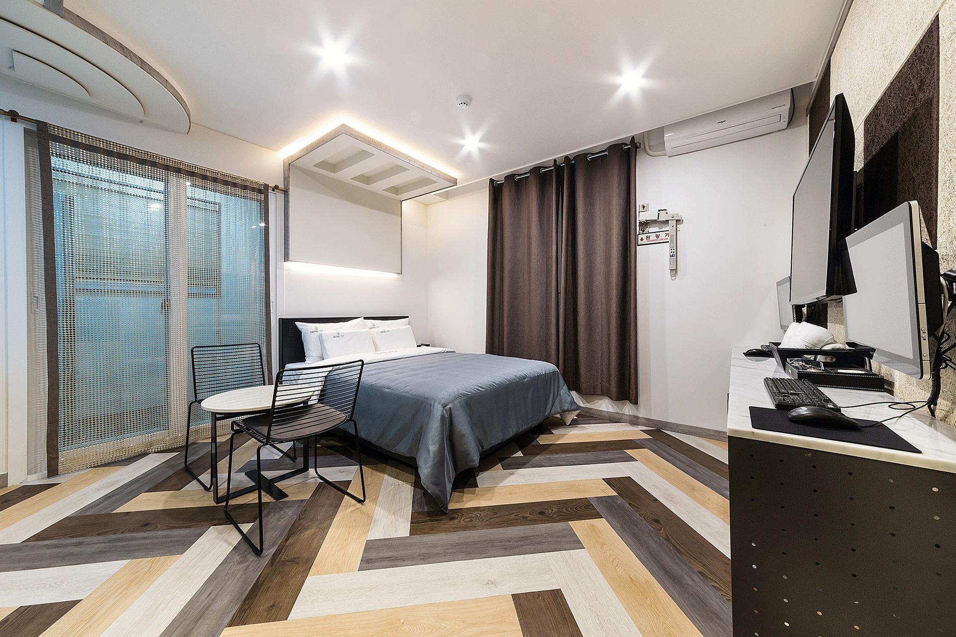 Ansan Hotel 727
