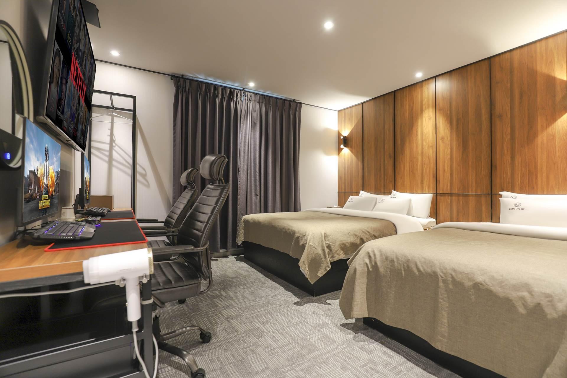 게이밍(2PC, 2베드)