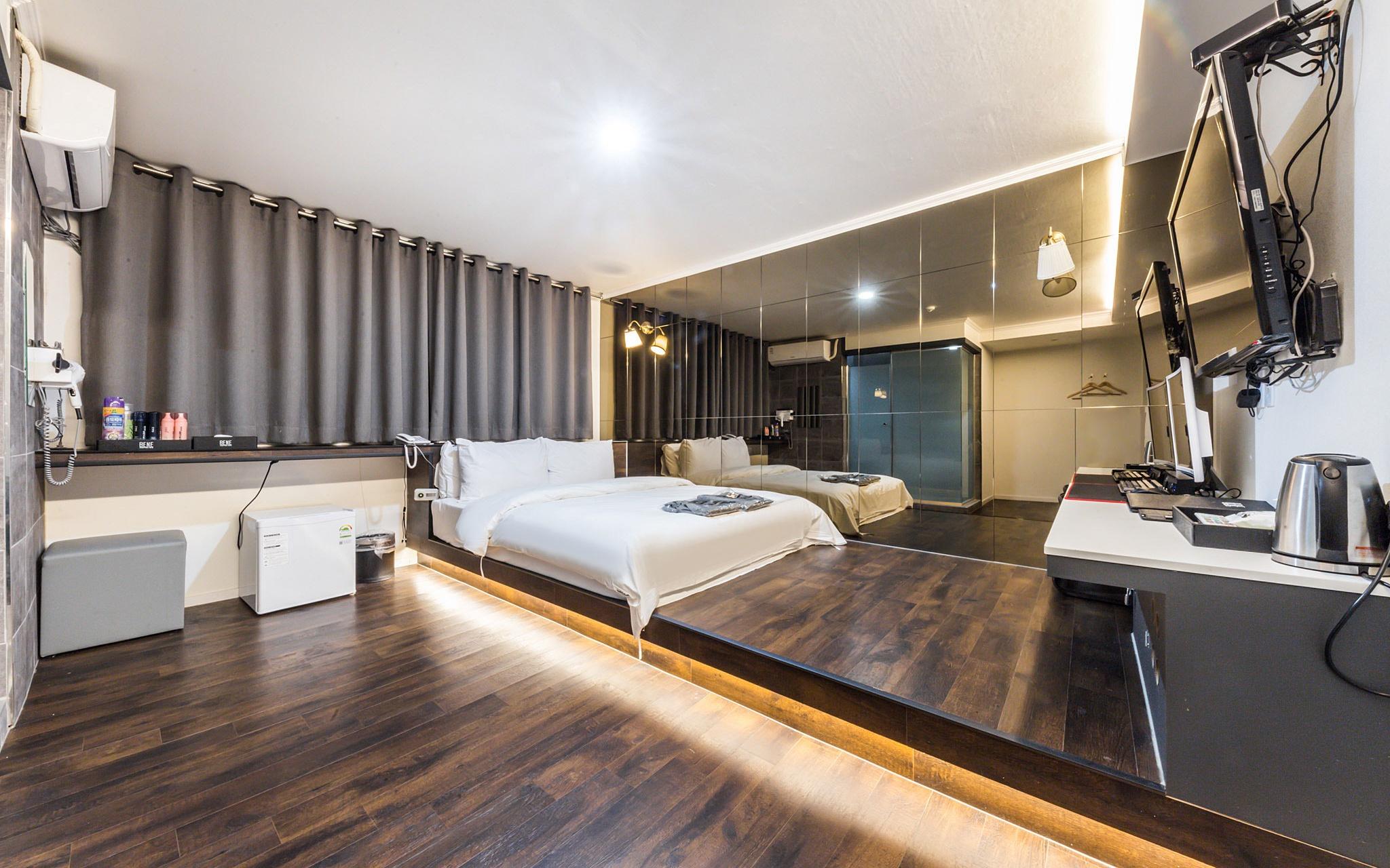 Uijeongbu Hotel Bene-2