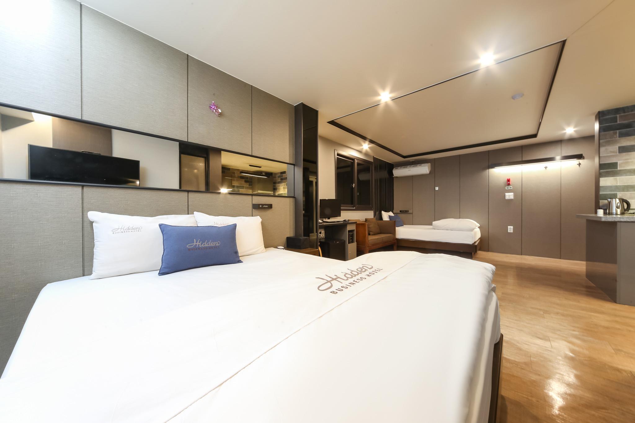 Yeungnam Univ. Business Hotel Hidden
