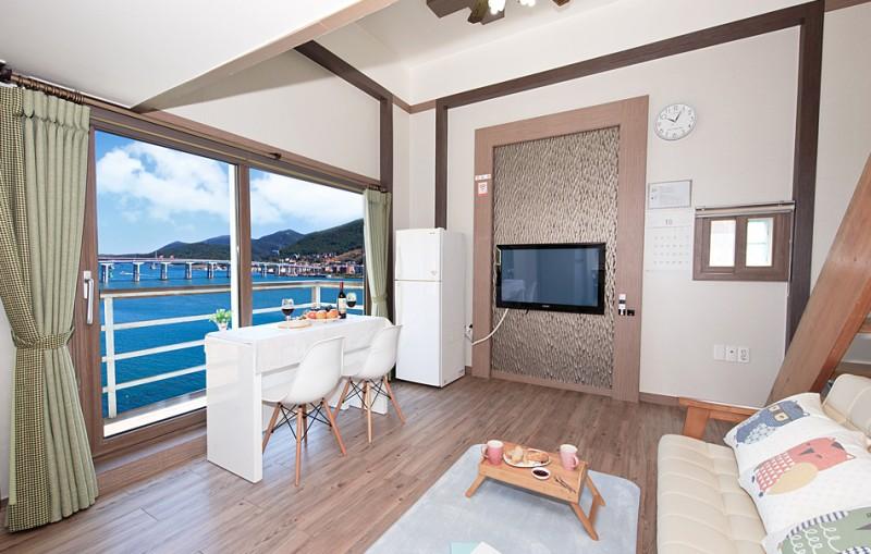 Tongyeong Hyacinth Pension