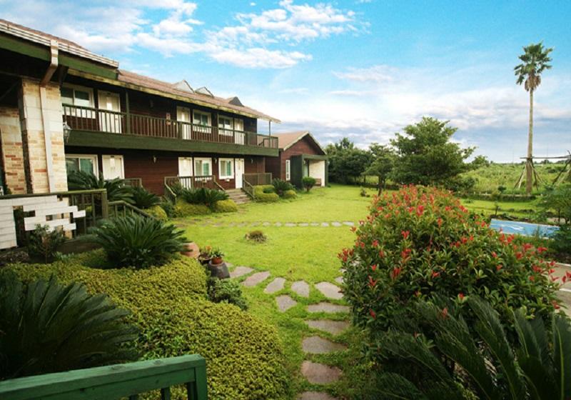 Seogwipo Green Narae Pension