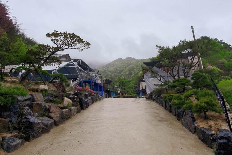 Wanju Pine Garden Pension