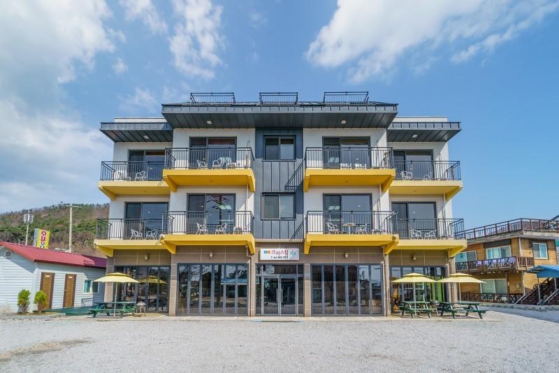 Buan Mohang Crystal Pension
