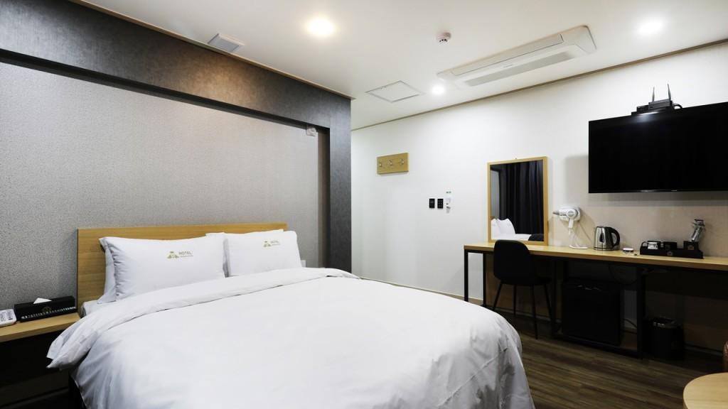 Wolmido Grand Suite Hotel-40