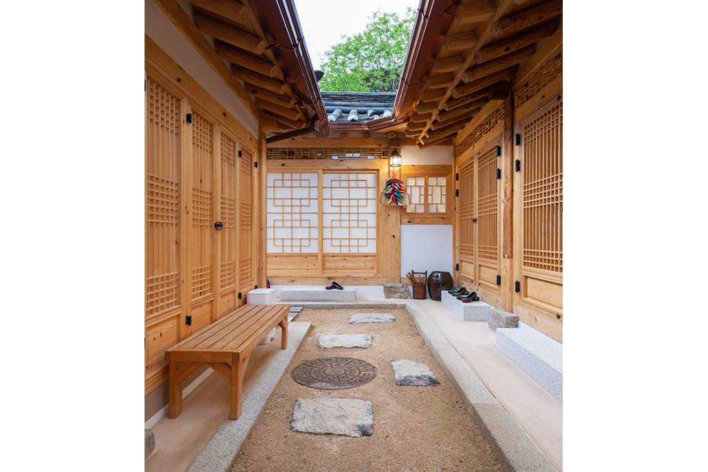 Bukchon Daon Hanok Guesthouse-15