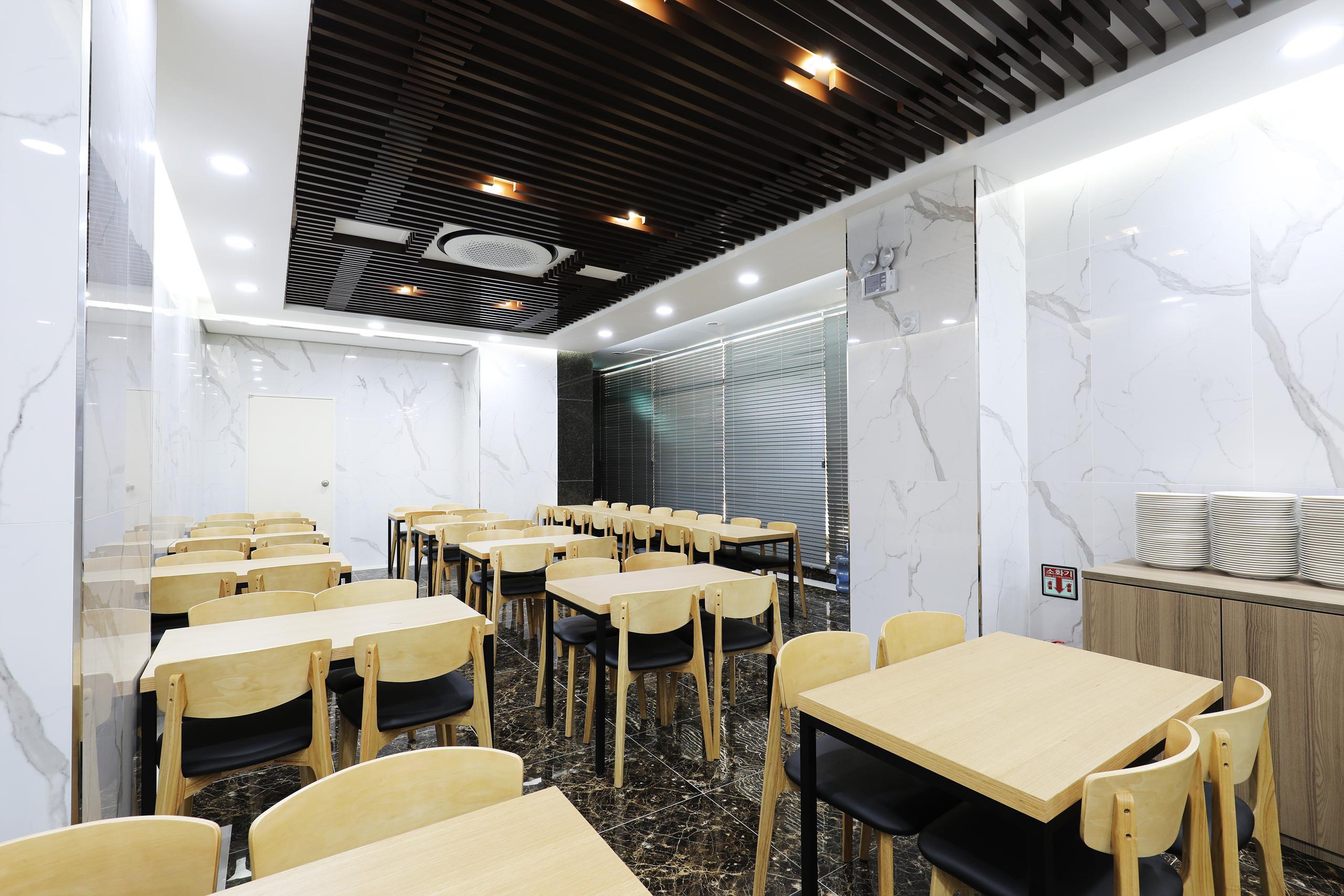 Incheon (Wolmido) Grand Suite Hotel-41