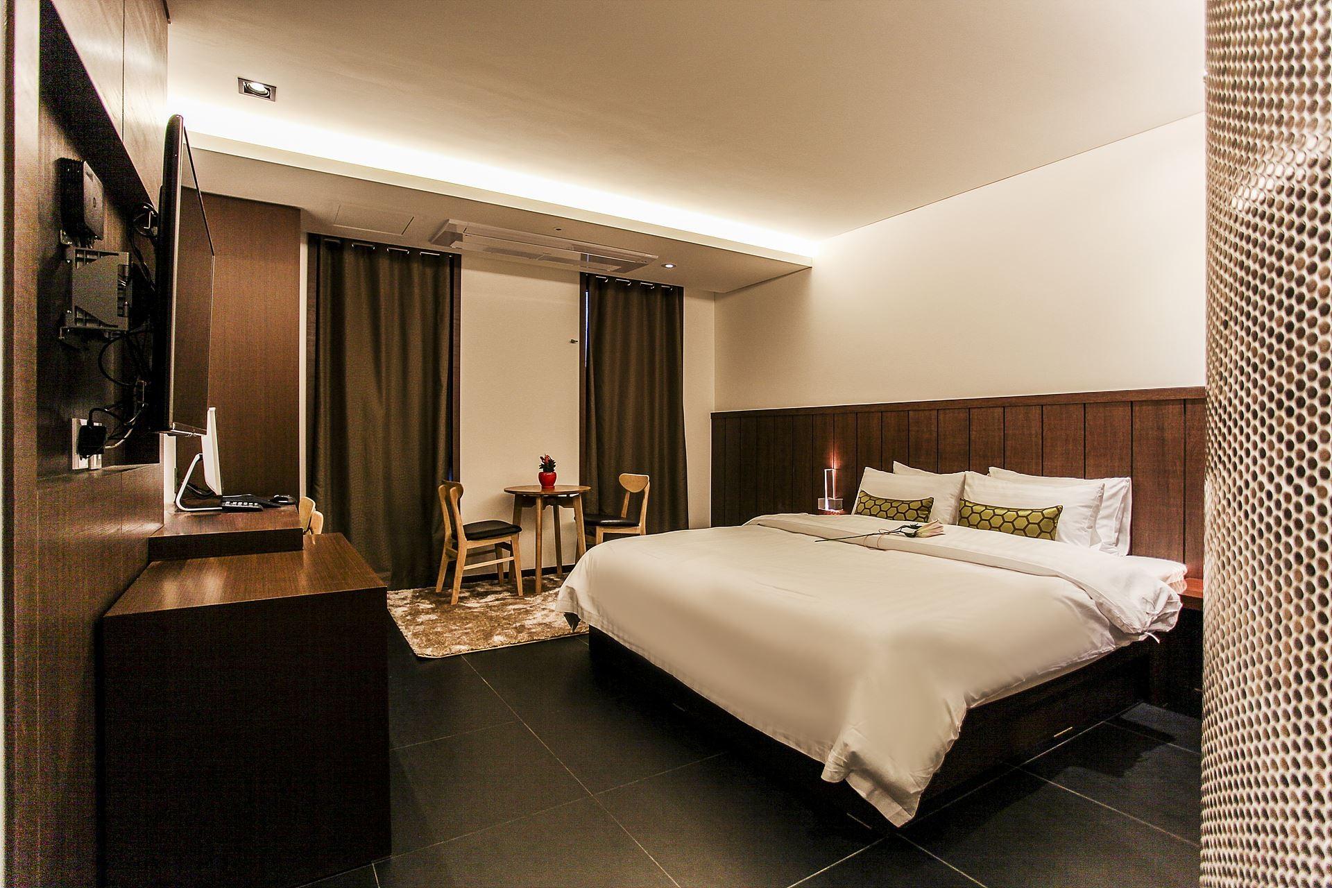 Ganseok Alice Suite Hotel