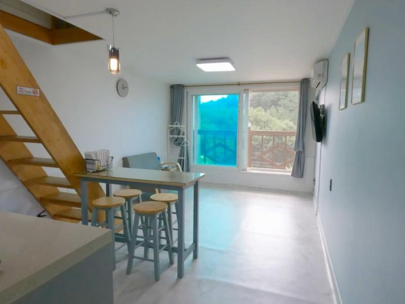 Eulwangri Leeum Pension-4