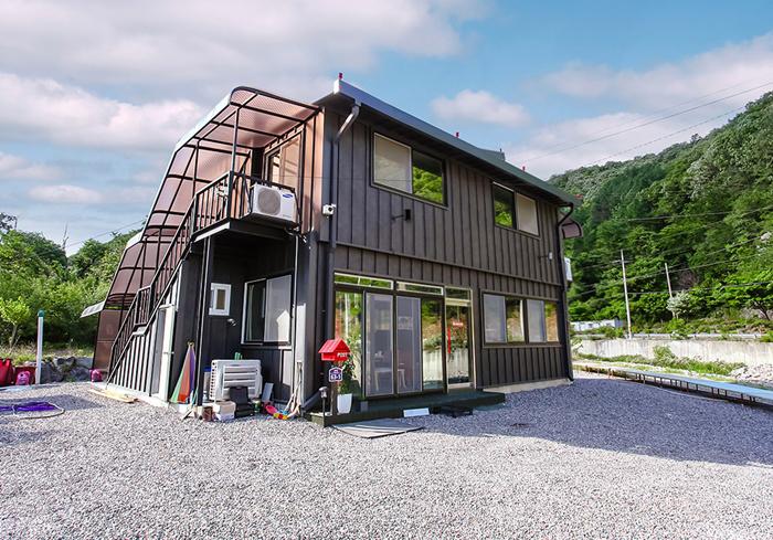 Pocheon Damteo Valley Pension