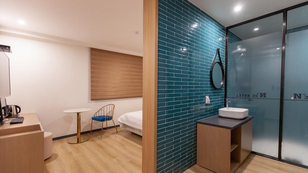 Seomyeon Station No. 25-35