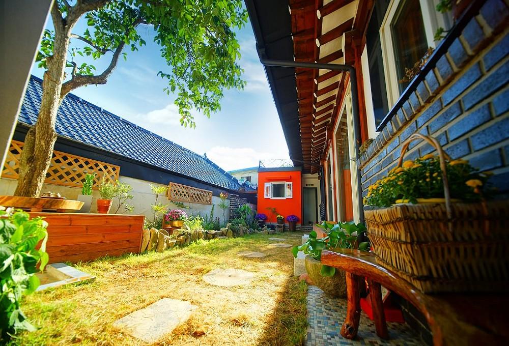 Hanok Geugot Guesthouse-16