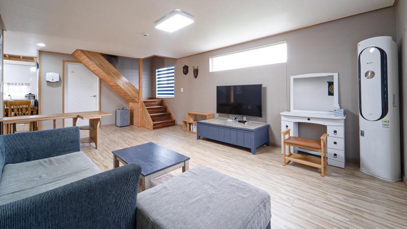 Seogwipo Haemil Pension