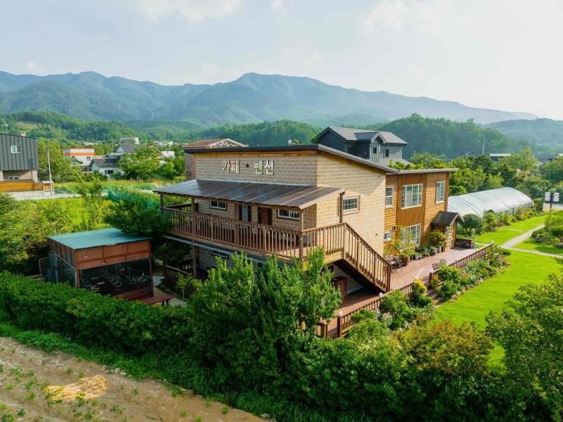 Gangneung Healing Camp Yeseoone Pension