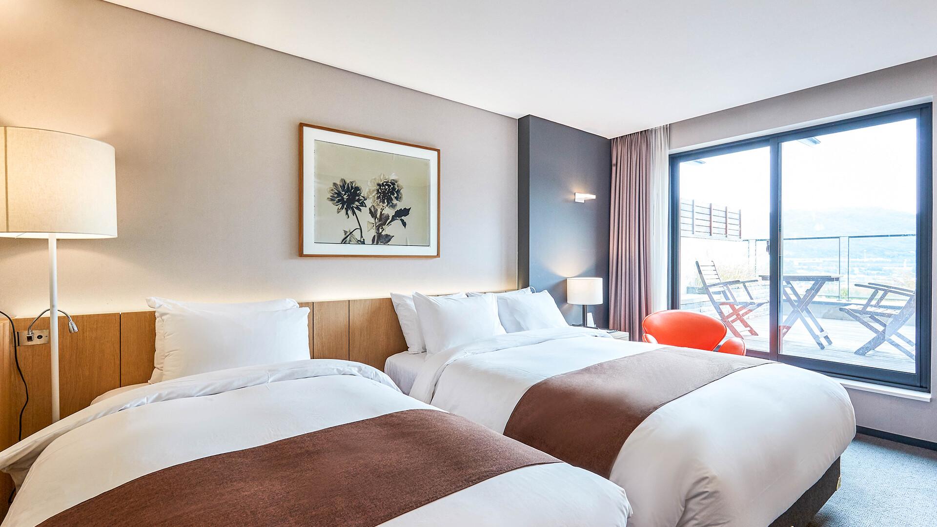 디럭스 패밀리 트윈