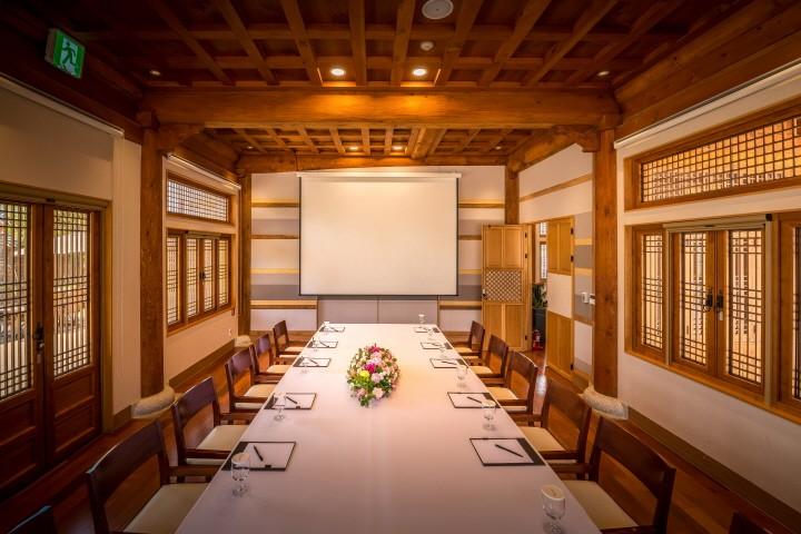 Gyeongwonjae by Walkerhill-31