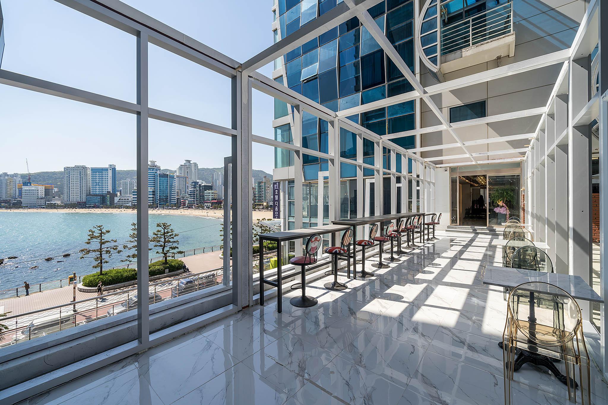 Busan Gwangalli Hotel De Homme-42