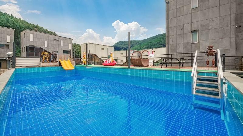 Gapyeong Ramu Kids Pool Villa Pension-25