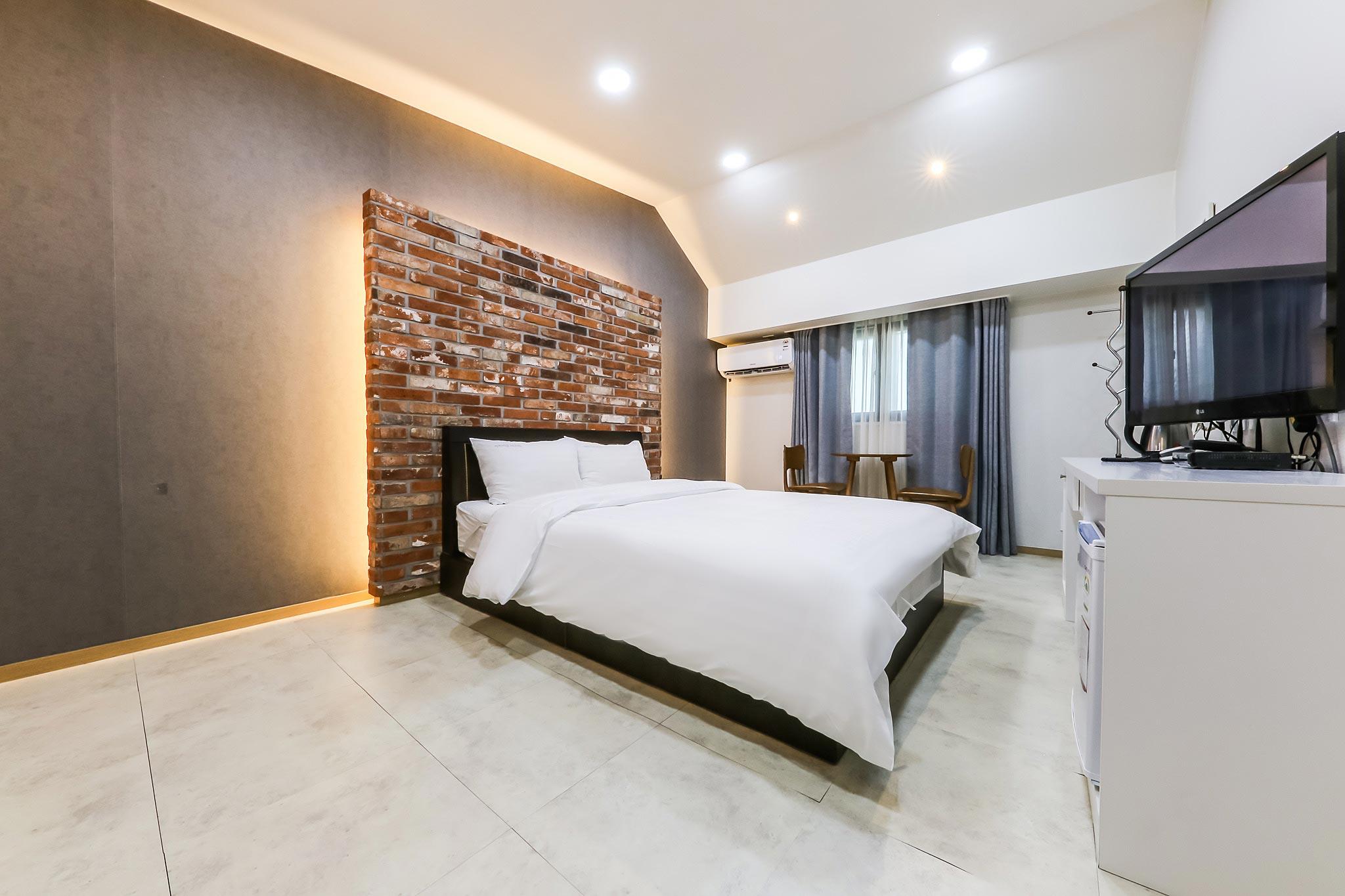 Dangjin Sapgyoho Beach Park