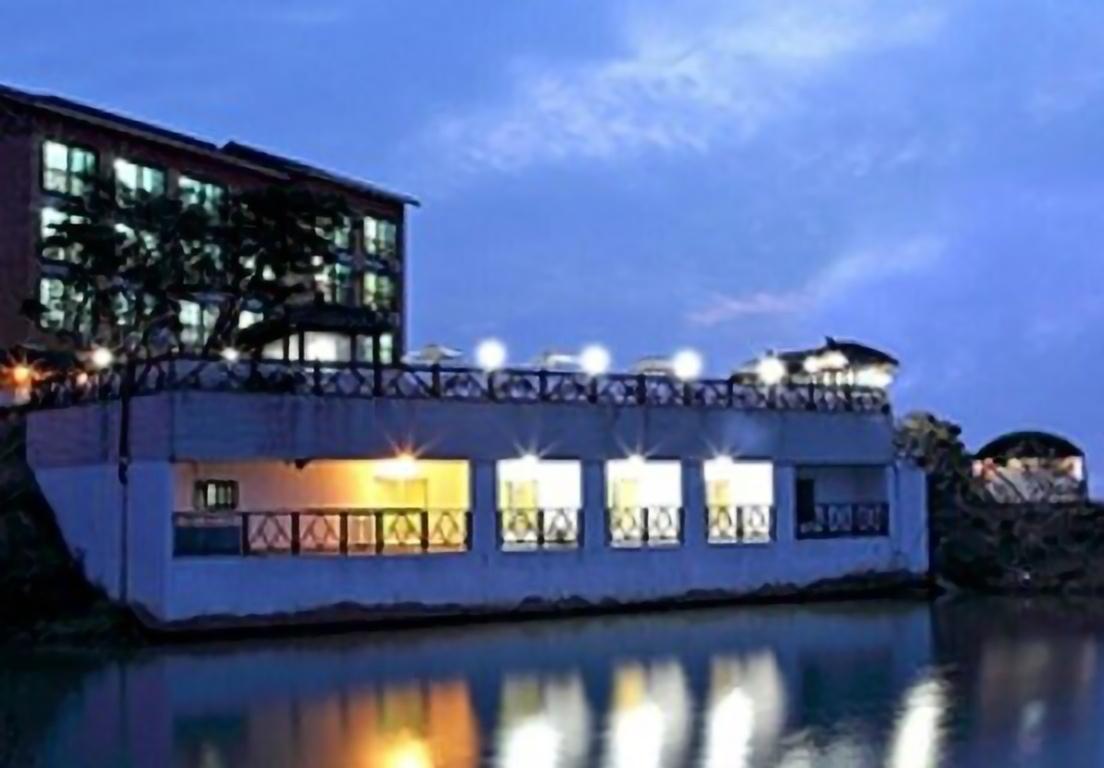 Daebudo Red Sky Pension