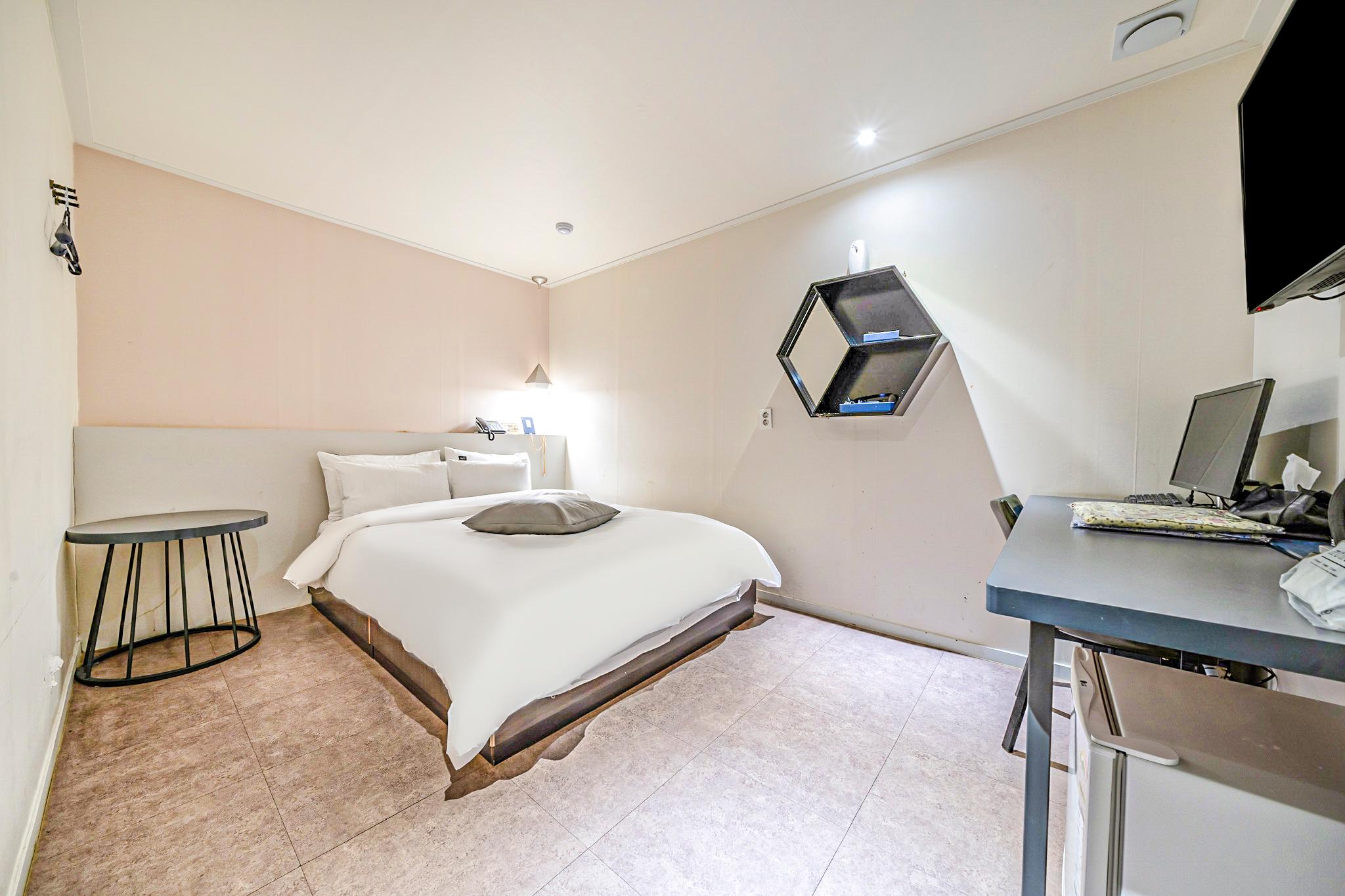 Incheon DongIncheon YAJA-8