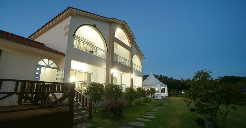Seogwipo Solbarampadosori Pension