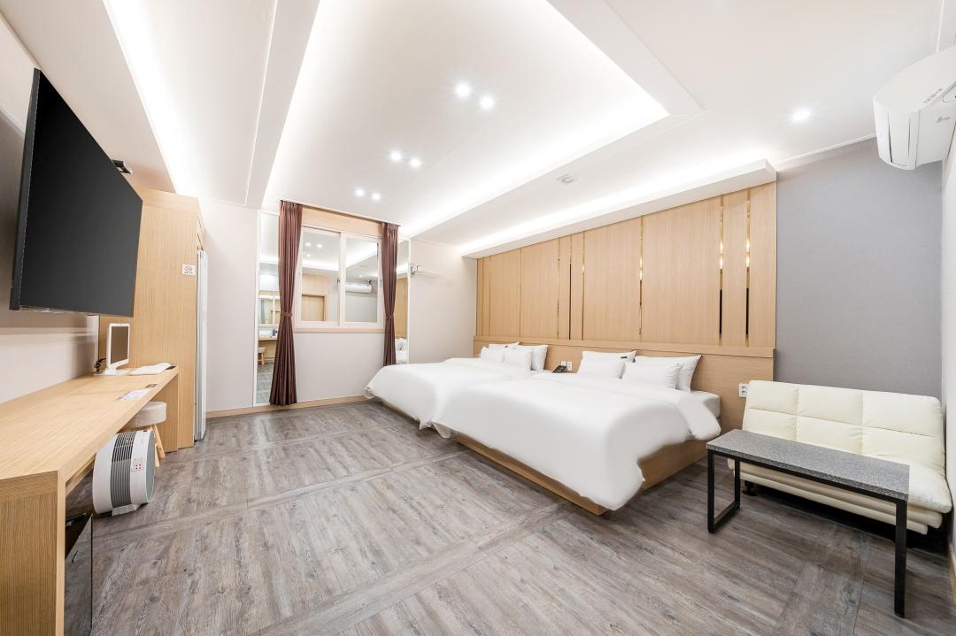 Suncheon YAJA Suncheon Station