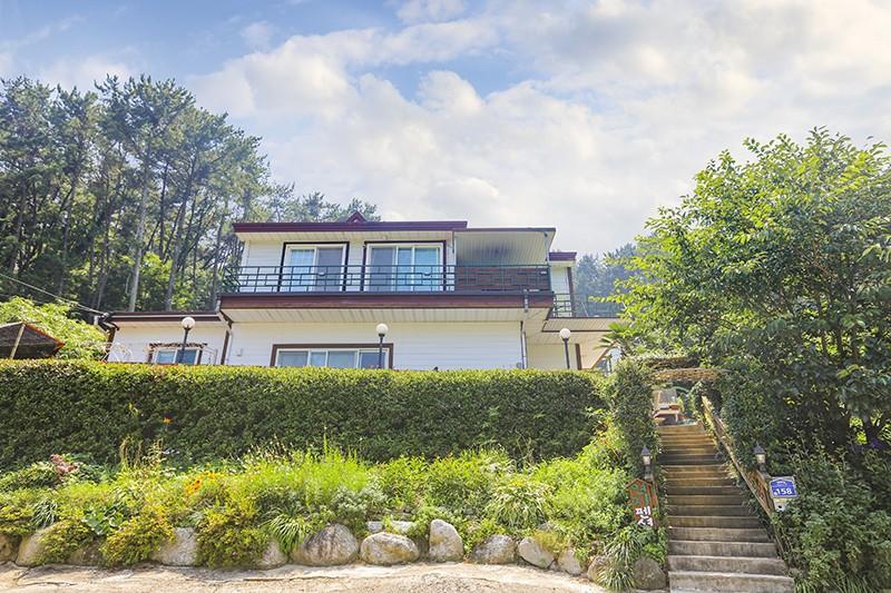 Tongyeong Yeonji Pension