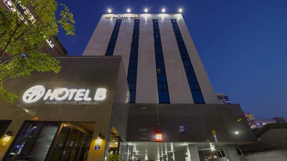 Hotel B