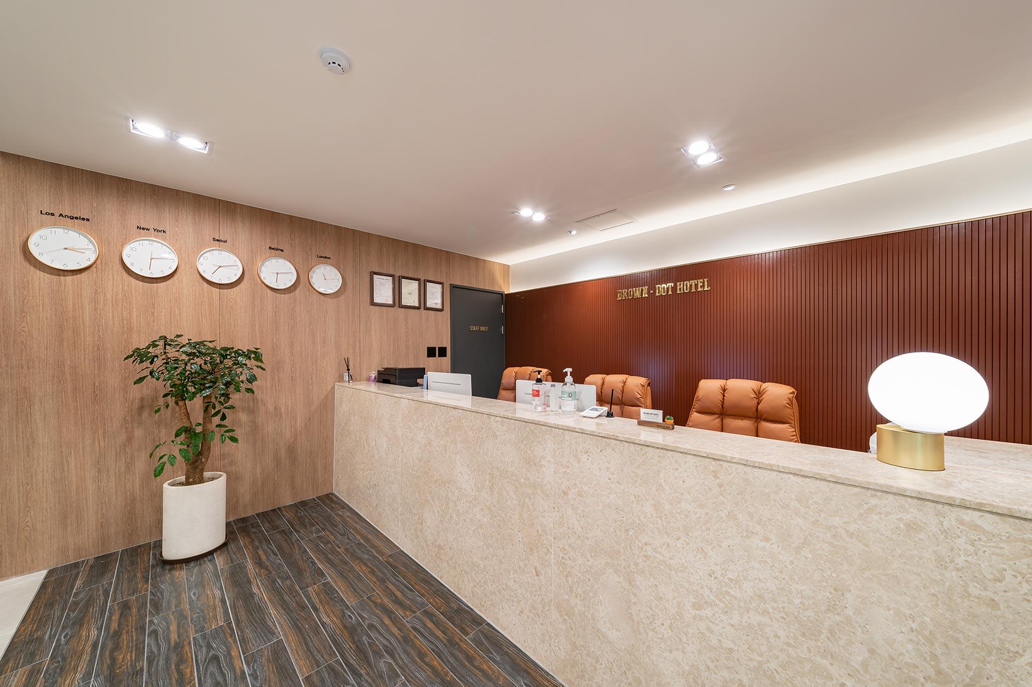 Brown Dot Suwon City Hall(Olympic Park)-5