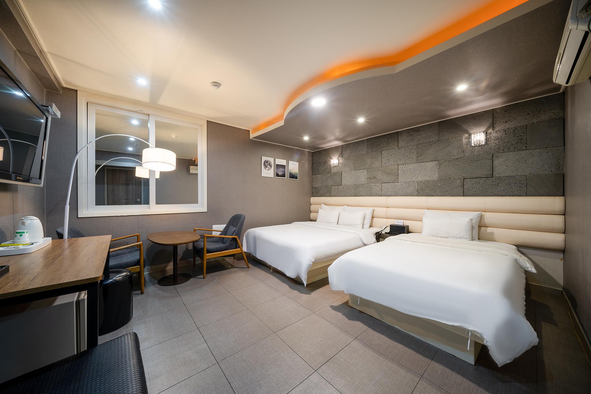 Changwon Sangnamdong Hotel de Maison