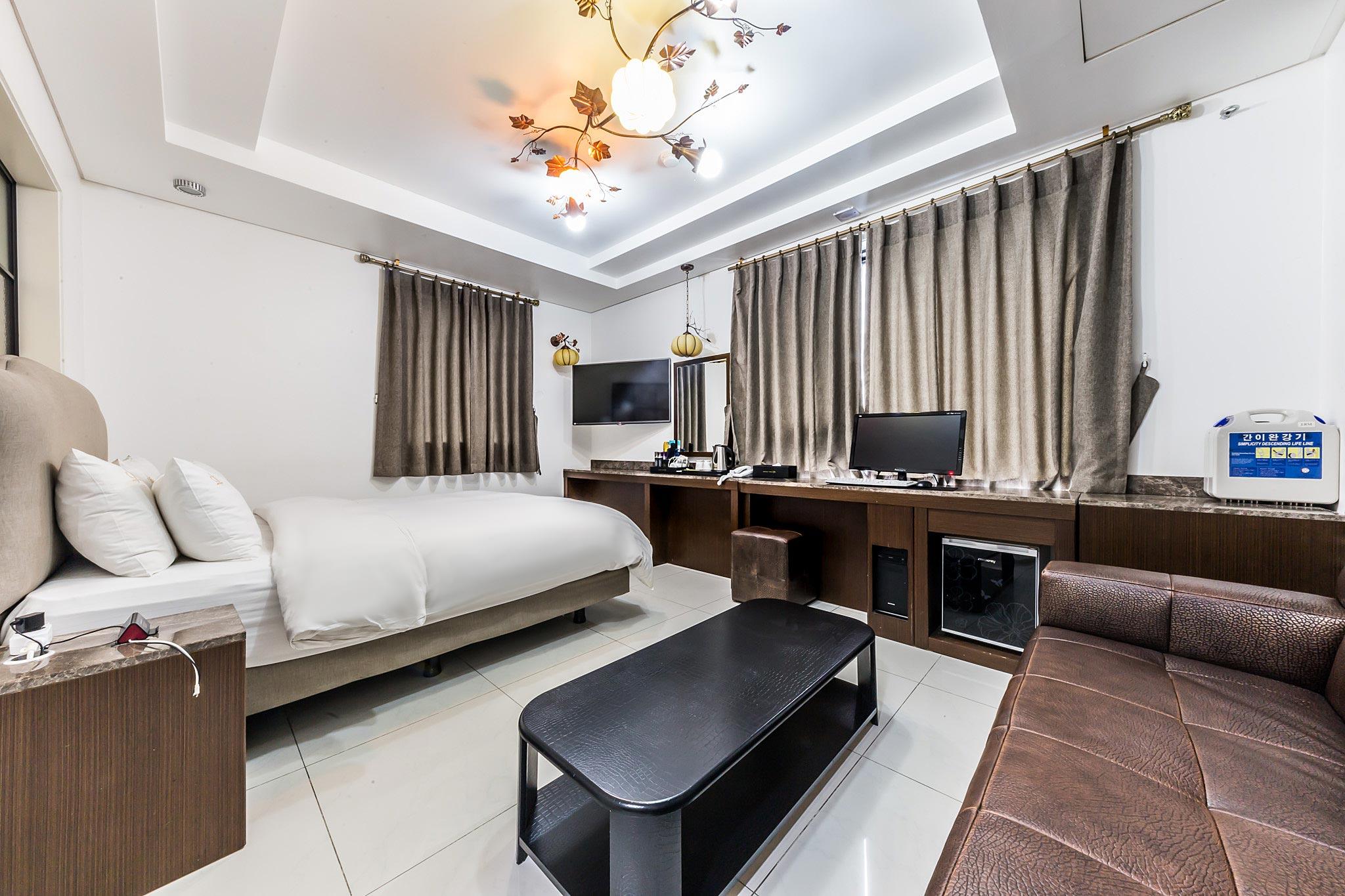 Yeongdeungpo Hotel CL-7