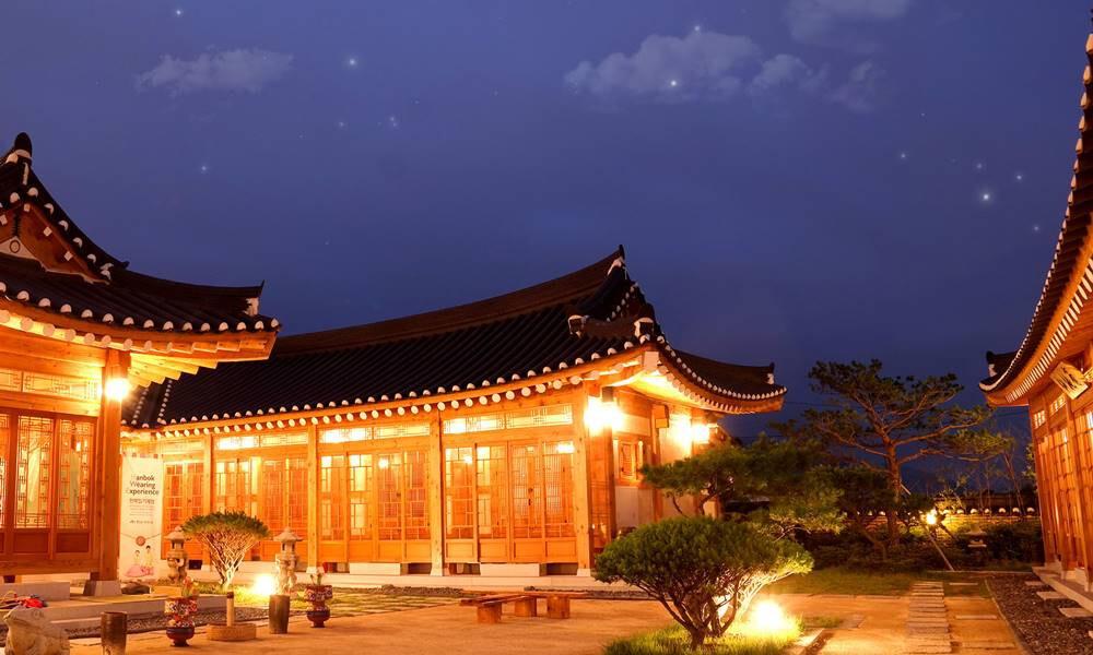 Hwangnamguan Hanok Village-9