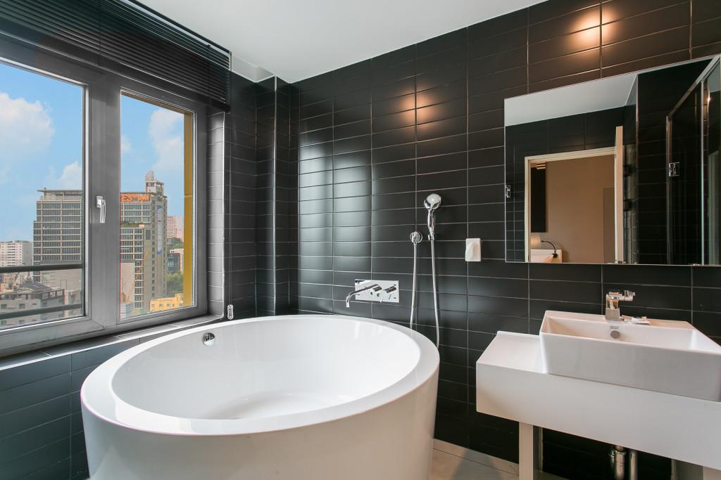 Ehwa University H Avenue-13