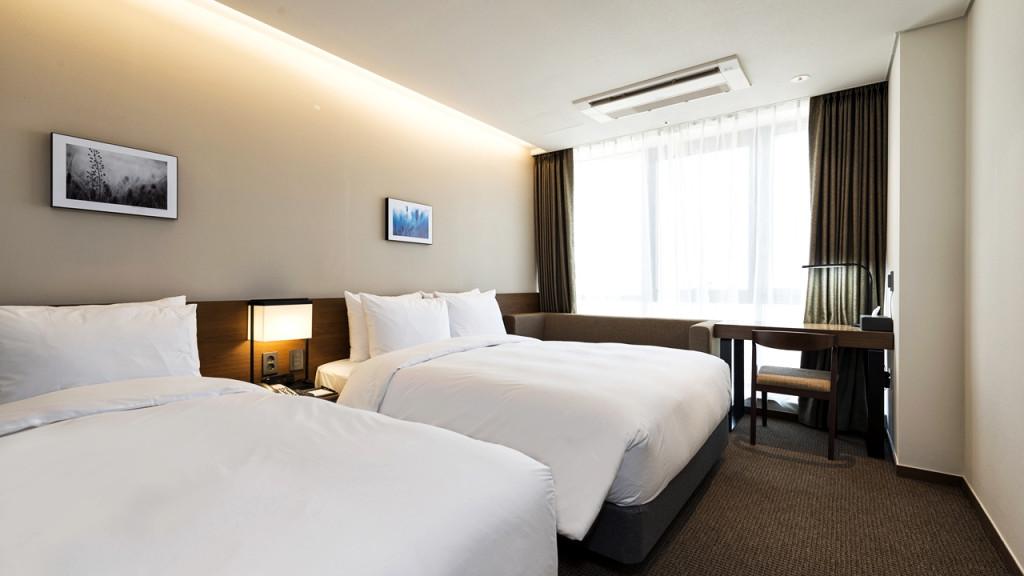 Ramada Encore by Wyndham Haeundae-5