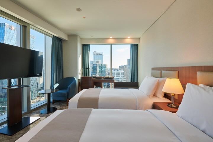 Stanford Hotel Myeongdong-7