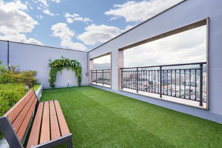 Busan Hound Hotel Jeonggwan-30