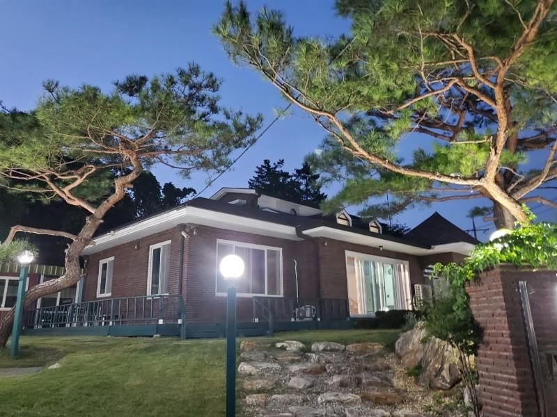 Yongin Pension The Rock-7