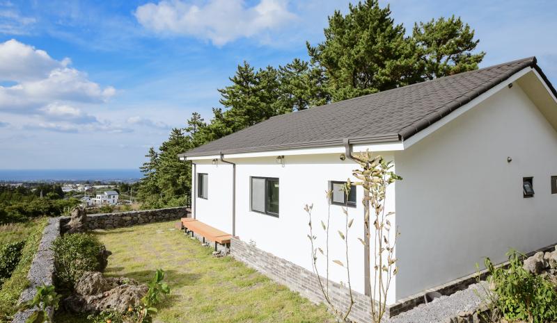 Jeju Aewolan Pension