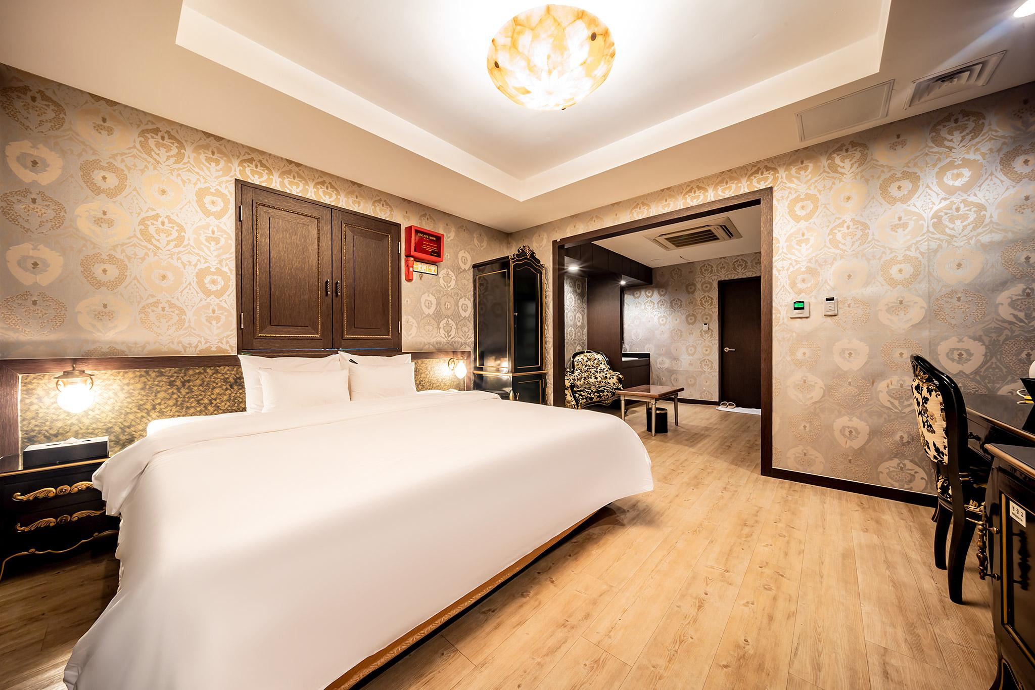 Indeokwon Central Hotel