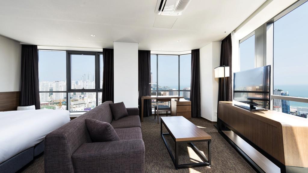 Ramada Encore by Wyndham Haeundae-7