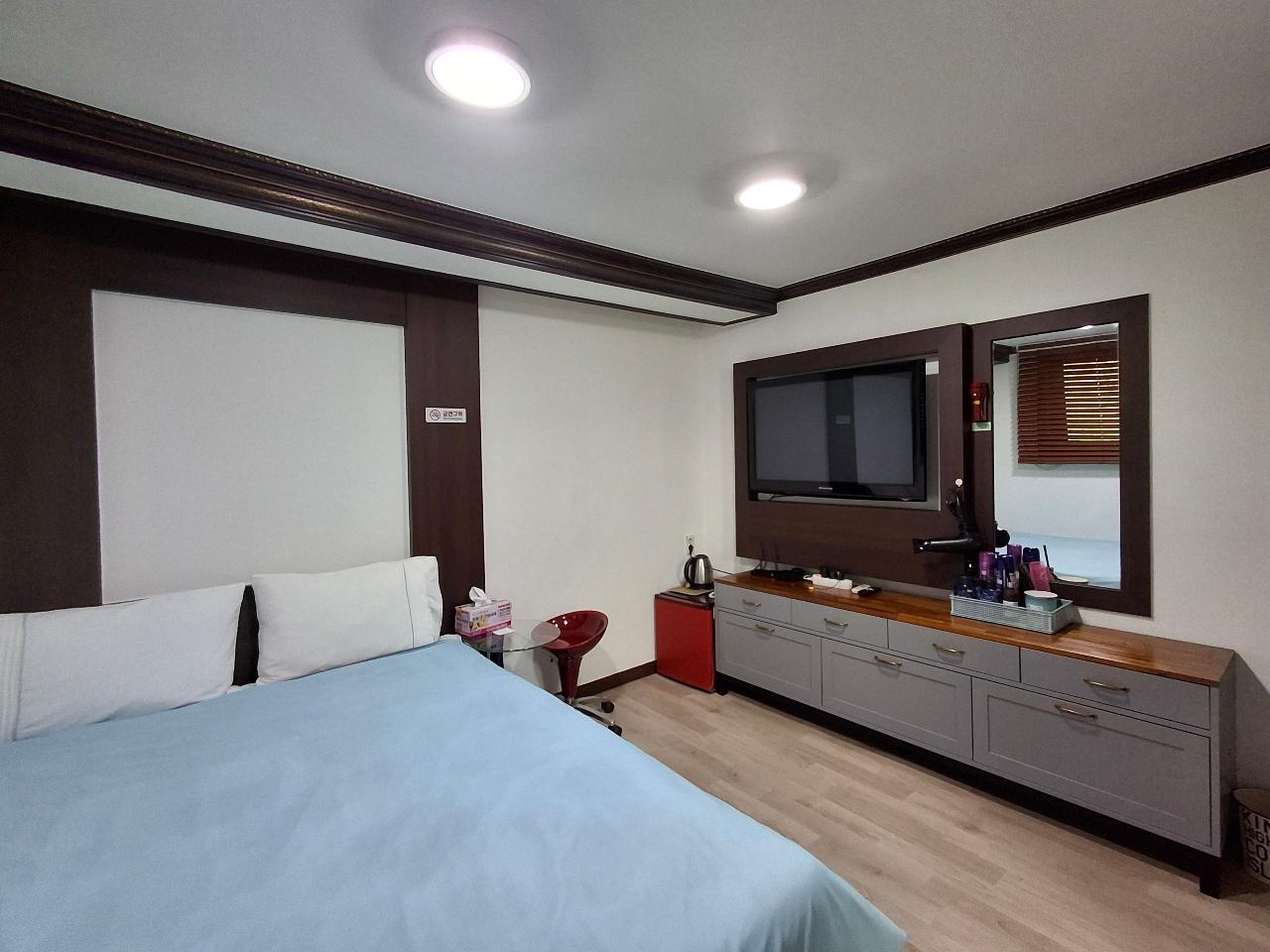 Jinju Shineville