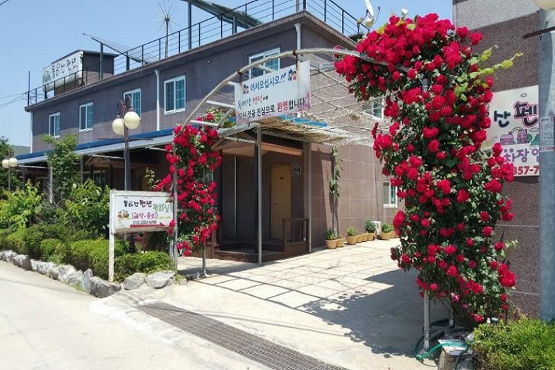 Hwaseong (jebudo) Dongmisan Pension