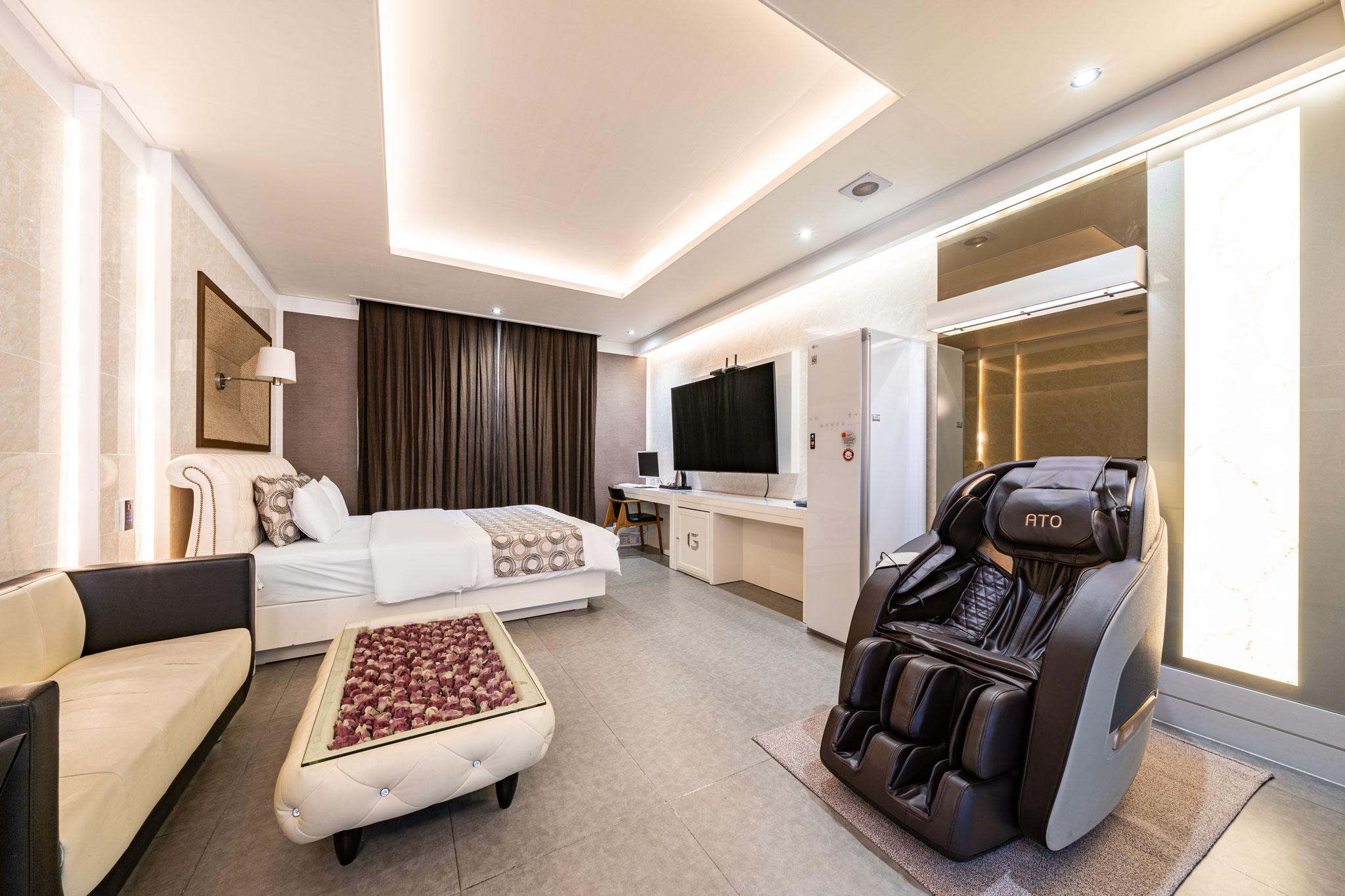 Suncheon Gentleman Self Check-in Hotel