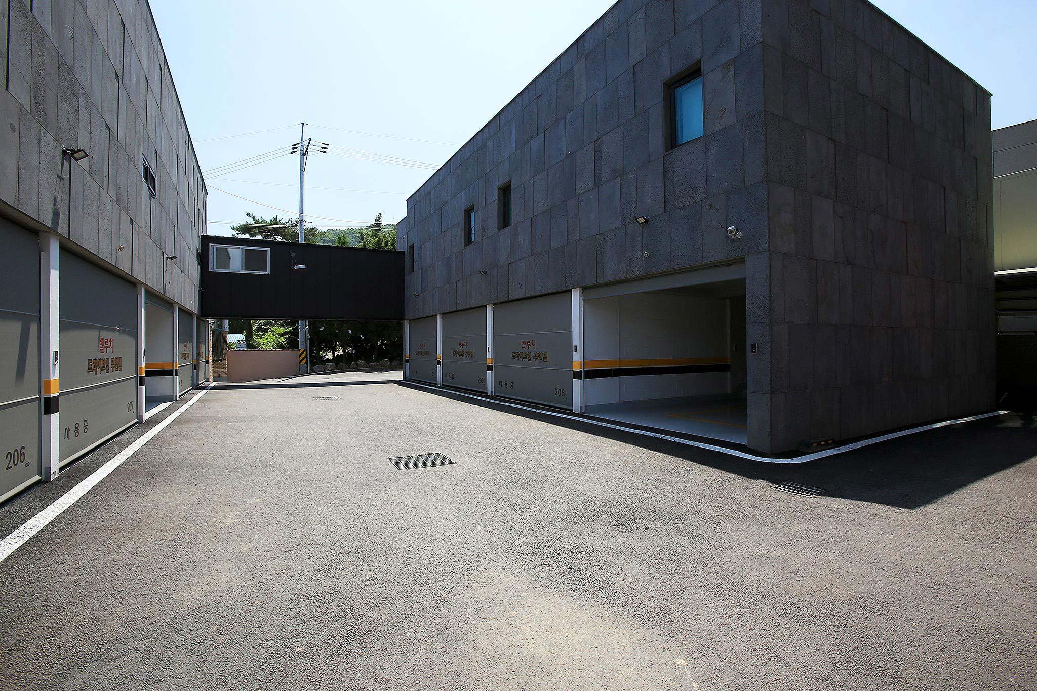 Gimpo Bellucci Motel-6