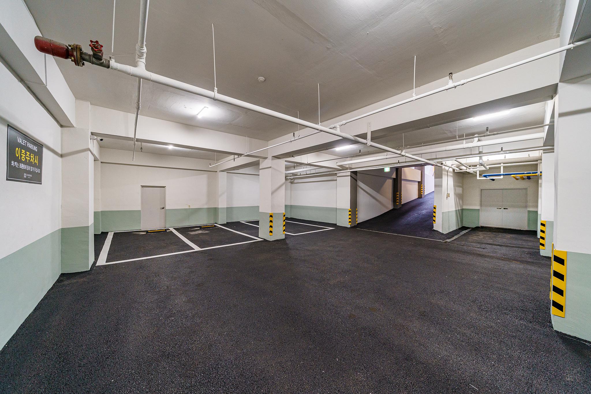 Busan Minam Station H Avenue-36